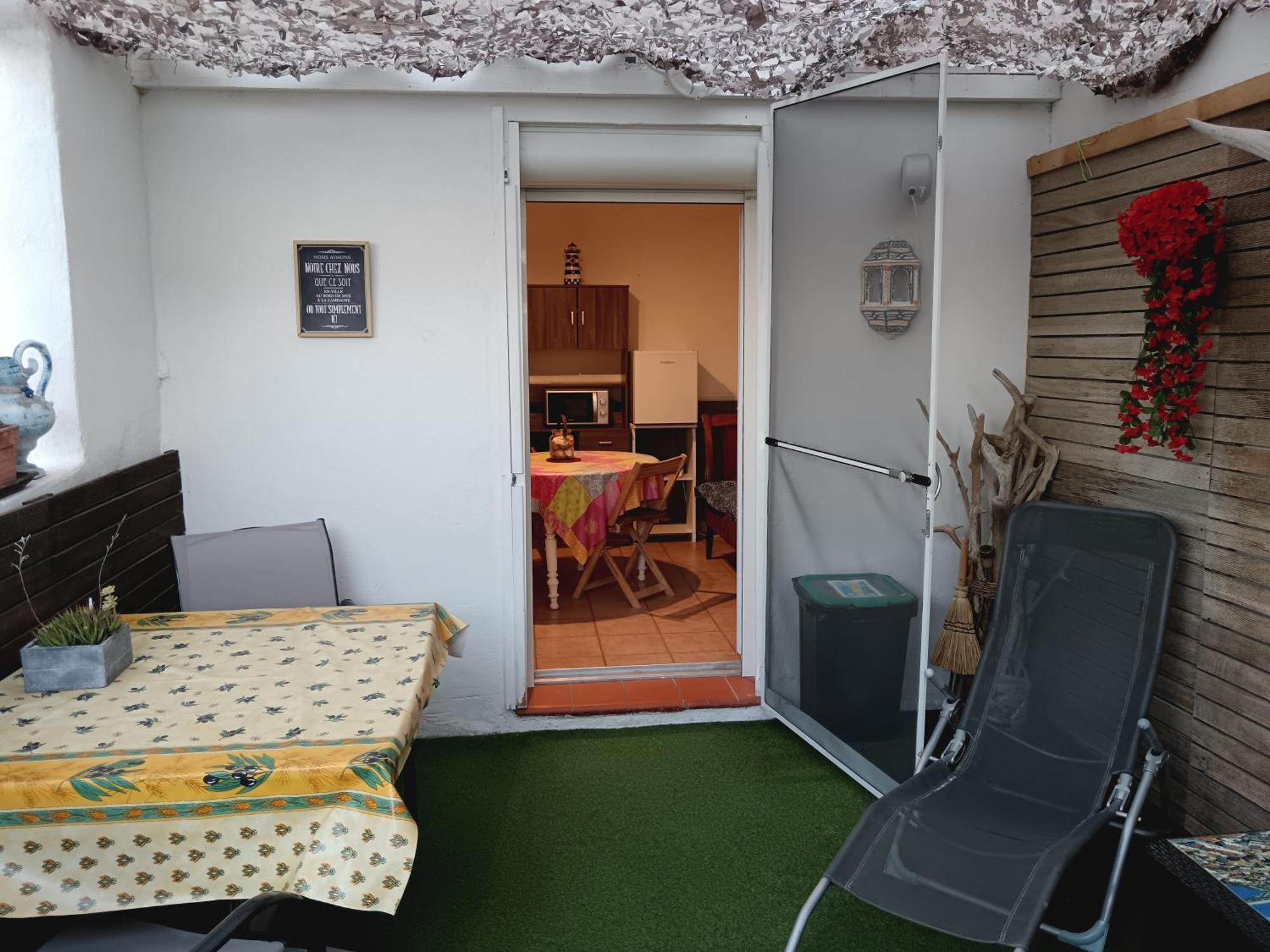 Chambre Les Flamants, Avec Vue Imprenable Sur Les Etangs, Les Oiseaux, La Nature, Petit Dejeuner Compris Saintes-Maries-de-la-Mer Exterior photo